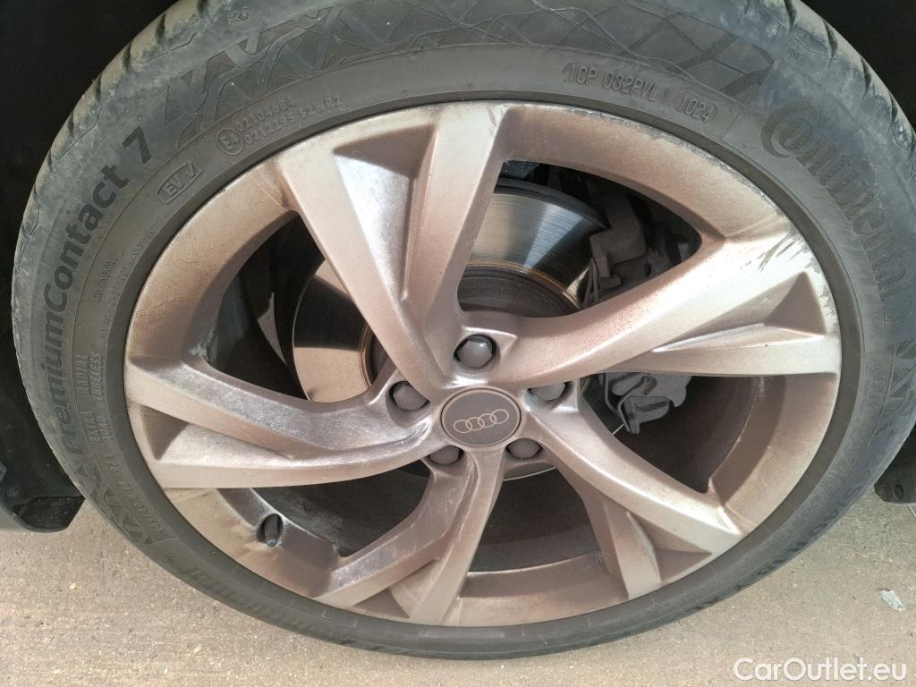  Audi  A4  Berline 30 TDI S line 2.0 TDI 135CV BVA7 E6d #15