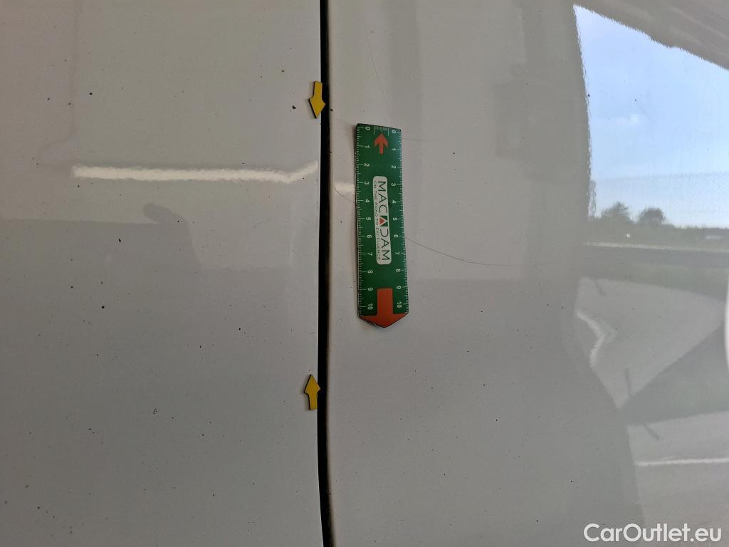  Toyota  Proace TOYOTA  / 2016 / 4P / Fourgon tôlé 2.0 D LONG 120 D-4D BUSINESS #5