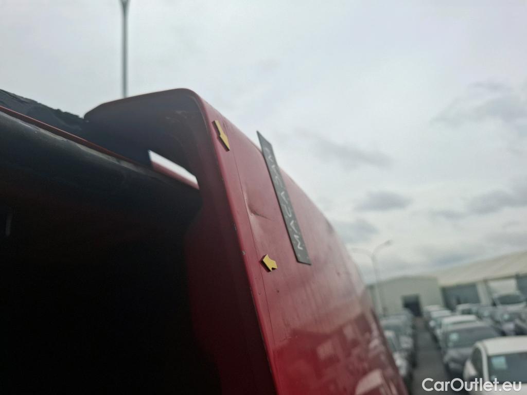  Renault  Master  III Fourgon L2H2 3 5 Grand Confort dCi 135CV BVM6 E5 #27