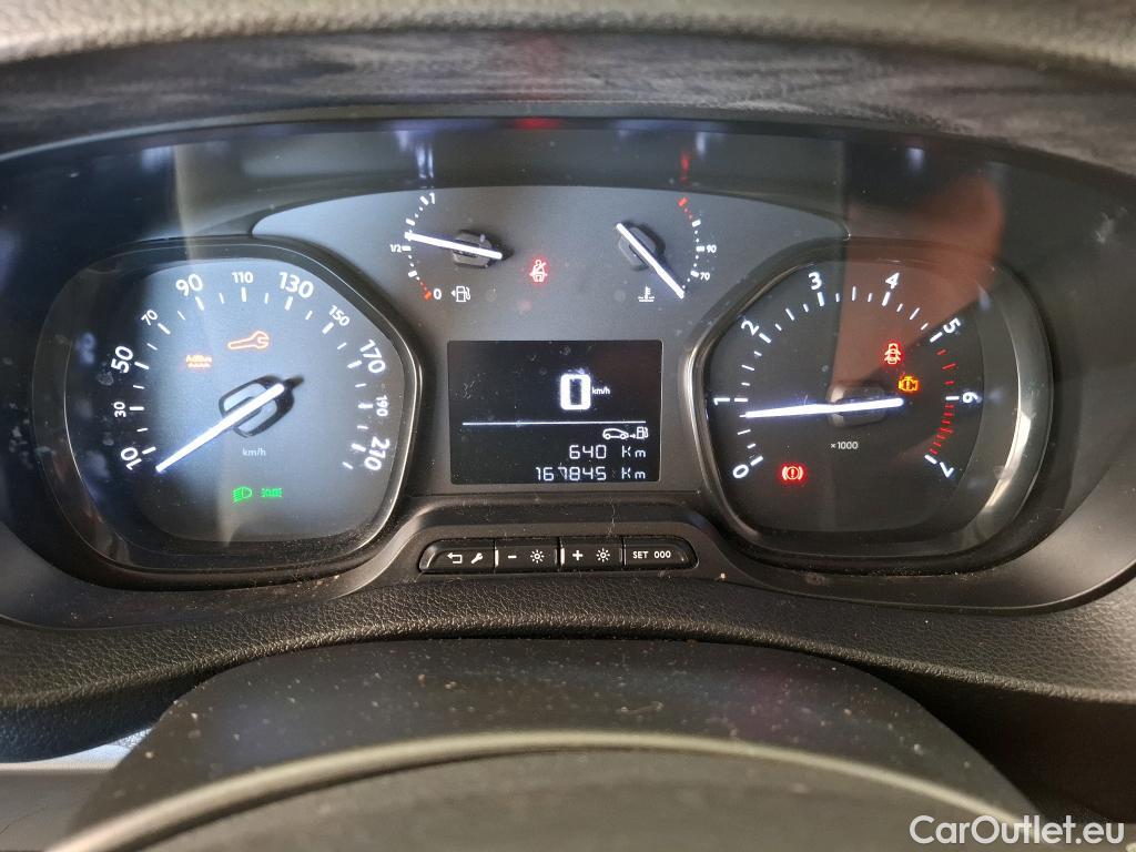  Toyota  Proace TOYOTA  / 2016 / 4P / Fourgon tôlé 2.0 D LONG 120 D-4D BUSINESS #35