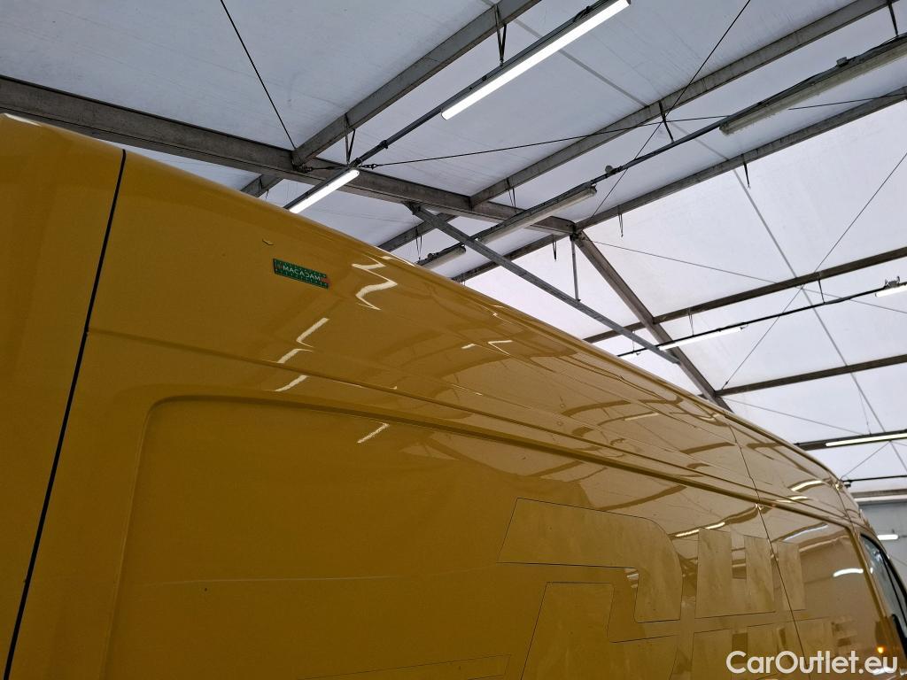 Volkswagen  Crafter  Fourgon Fourgon 35 lang mit Hochdach FWD 2.0 140CV BVM6 #9