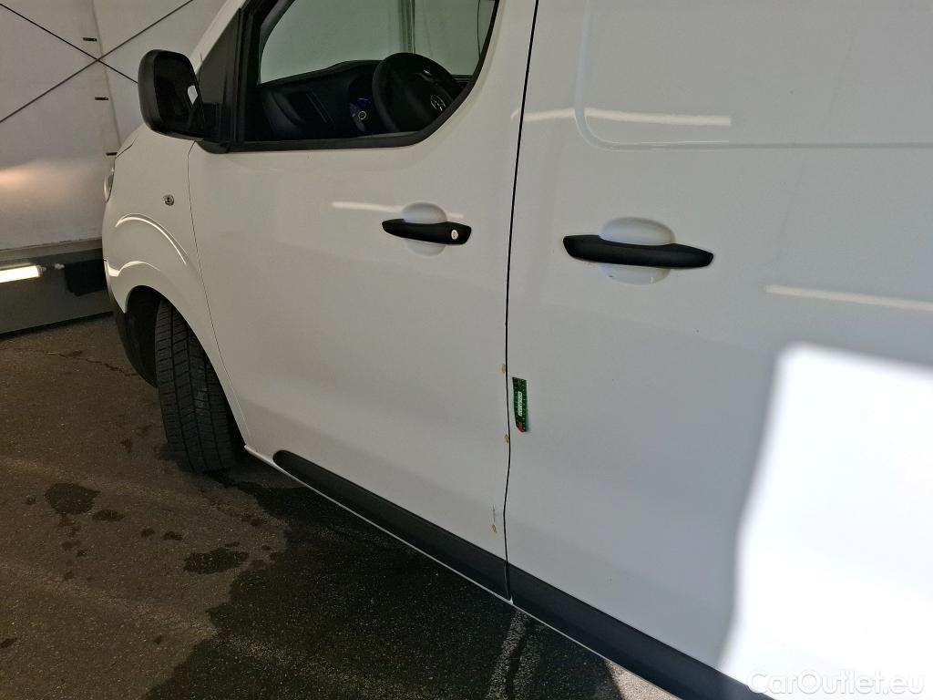  Toyota  Proace TOYOTA  / 2016 / 4P / Fourgon tôlé 2.0 D LONG 120 D-4D BUSINESS #3