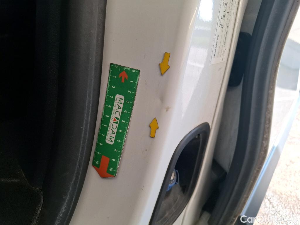  Toyota  Proace TOYOTA  / 2016 / 4P / Fourgon tôlé 2.0 D LONG 120 D-4D BUSINESS #38