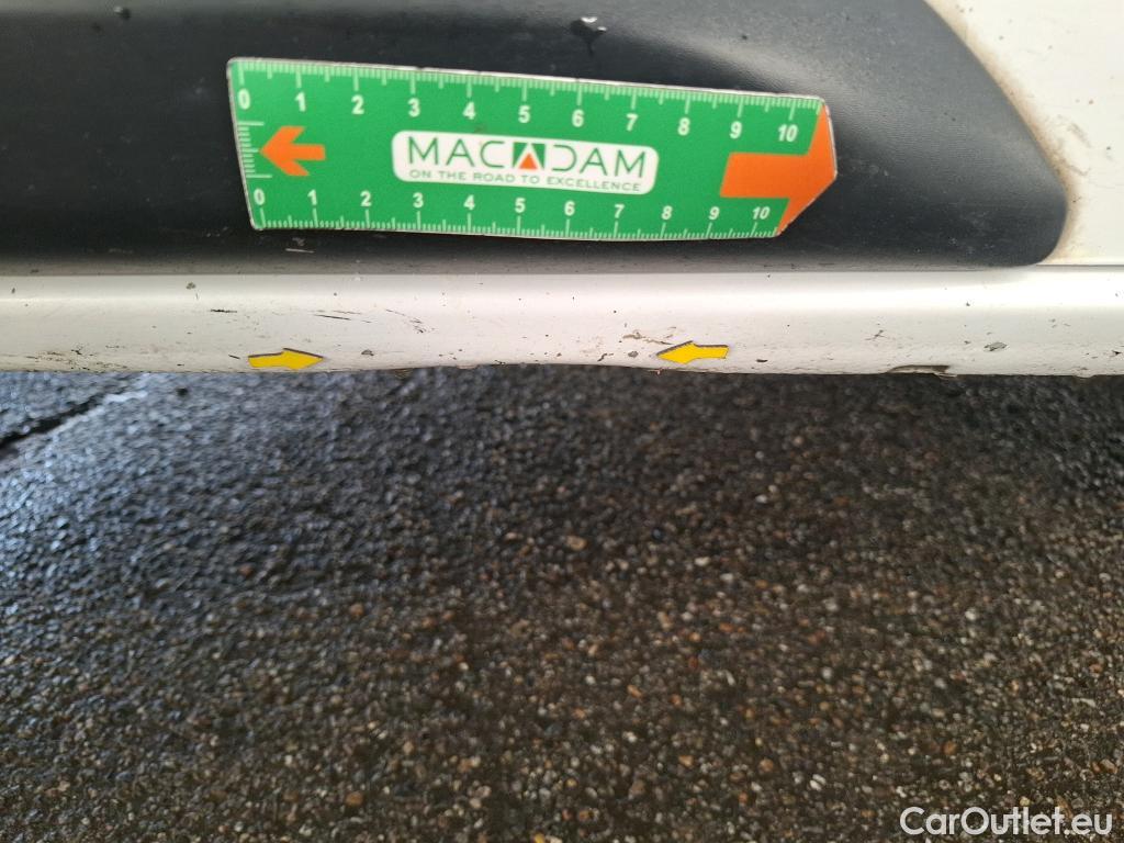  Toyota  Proace TOYOTA  / 2016 / 4P / Fourgon tôlé 2.0 D LONG 120 D-4D BUSINESS #17