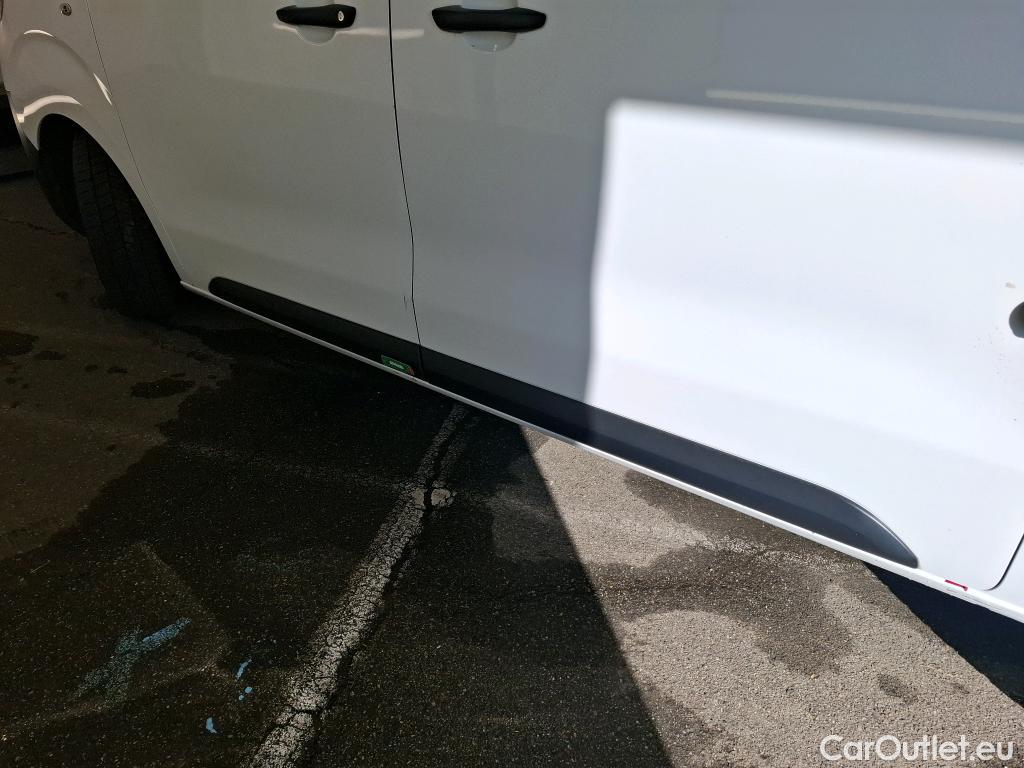  Toyota  Proace TOYOTA  / 2016 / 4P / Fourgon tôlé 2.0 D LONG 120 D-4D BUSINESS #41