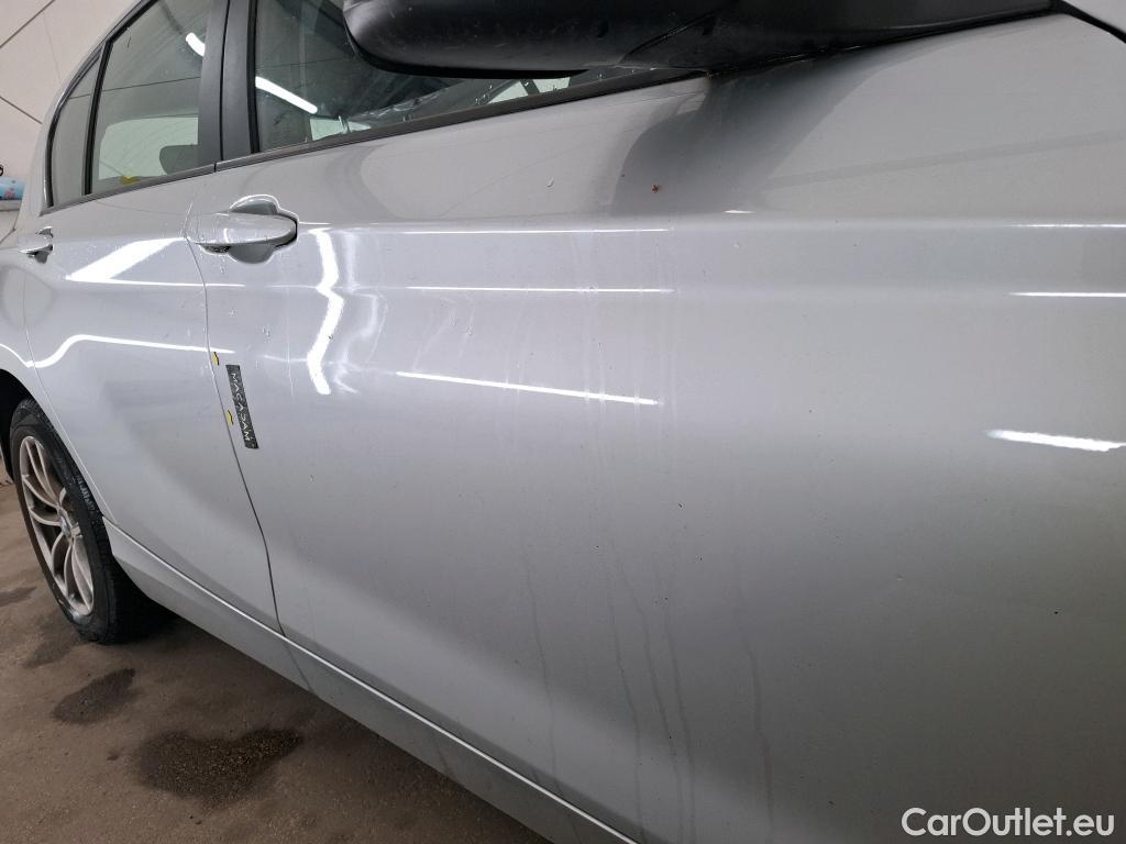  Bmw  Serie 1 Série 1 Berline 118d Sport 2.0 150CV BVA8 E6 #8