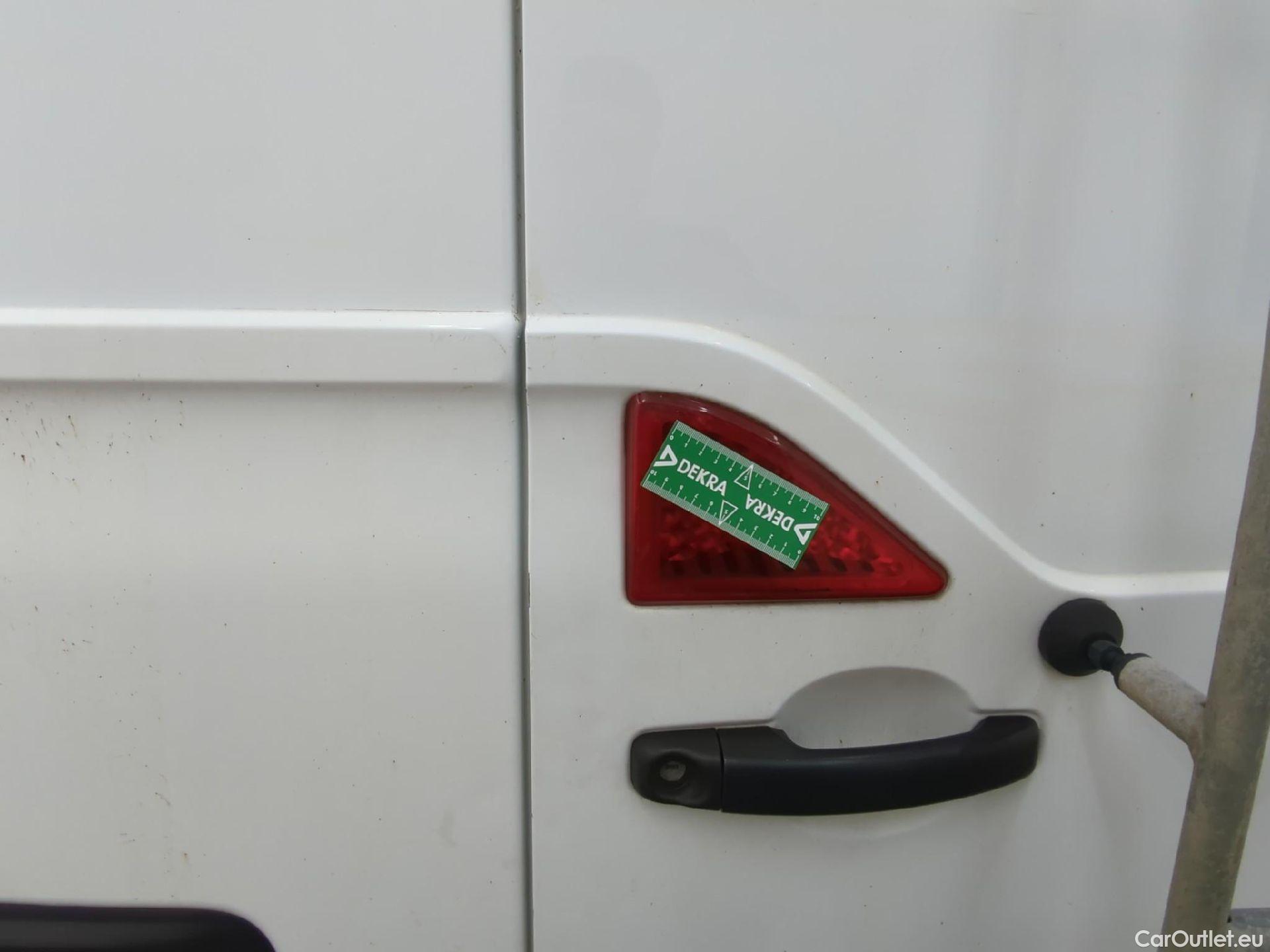  Renault  Master RENAULT  VU 4p Fourgon FG GCf Trac F3300 L1H1 Energy dCi 145 E6 #25