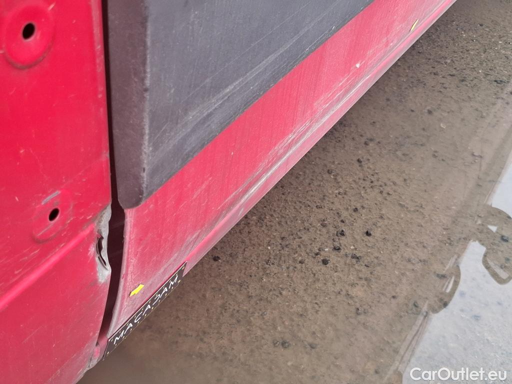  Renault  Master  III Fourgon L2H2 3 5 Grand Confort dCi 135CV BVM6 E5 #9