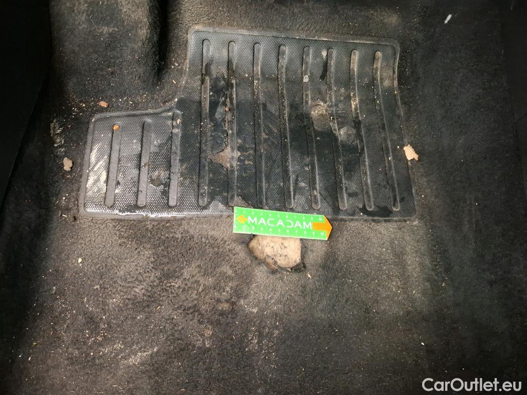  Citroen  C4  Berline Feel 1.5 BlueHDI 110CV BVM6 E6d #14
