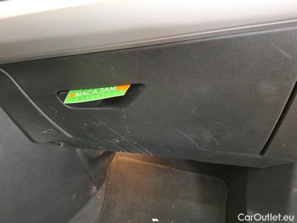  Bmw  X1 BMW  / 2022 / 5P / SUV sDrive18d Business Design DKG7 #17