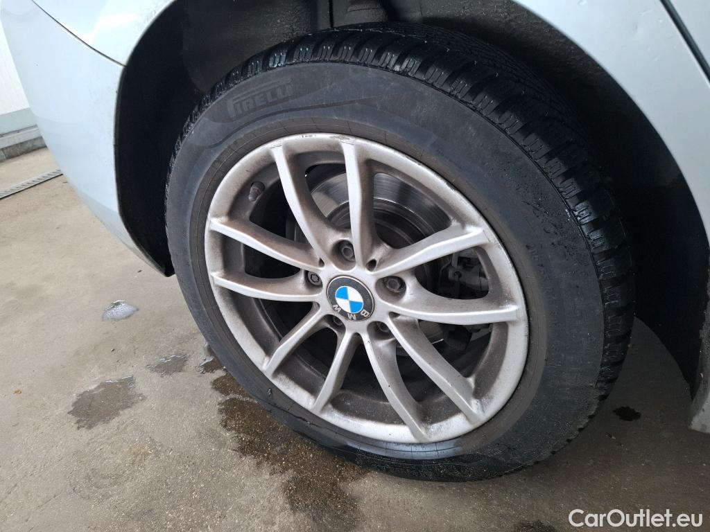  Bmw  Serie 1 Série 1 Berline 118d Sport 2.0 150CV BVA8 E6 #48