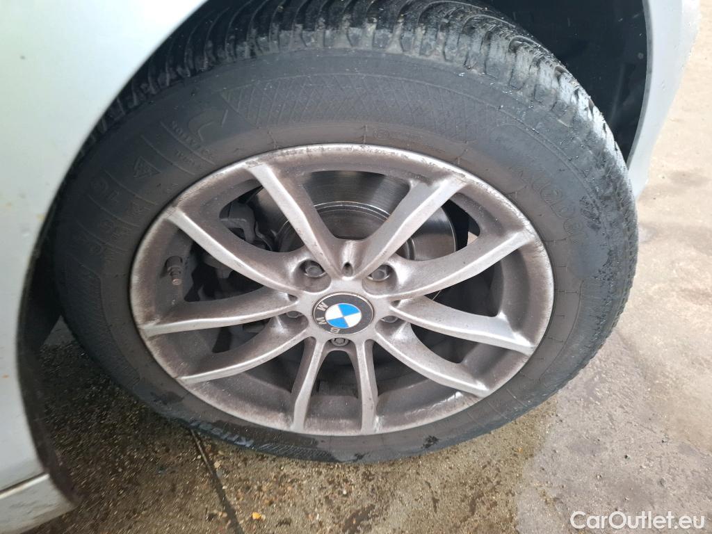  Bmw  Serie 1 Série 1 Berline 118d Sport 2.0 150CV BVA8 E6 #45