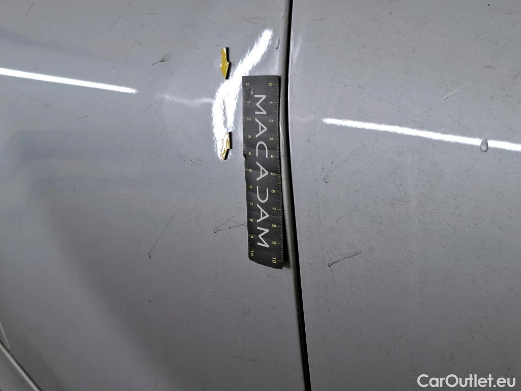  Bmw  Serie 1 Série 1 Berline 118d Sport 2.0 150CV BVA8 E6 #70