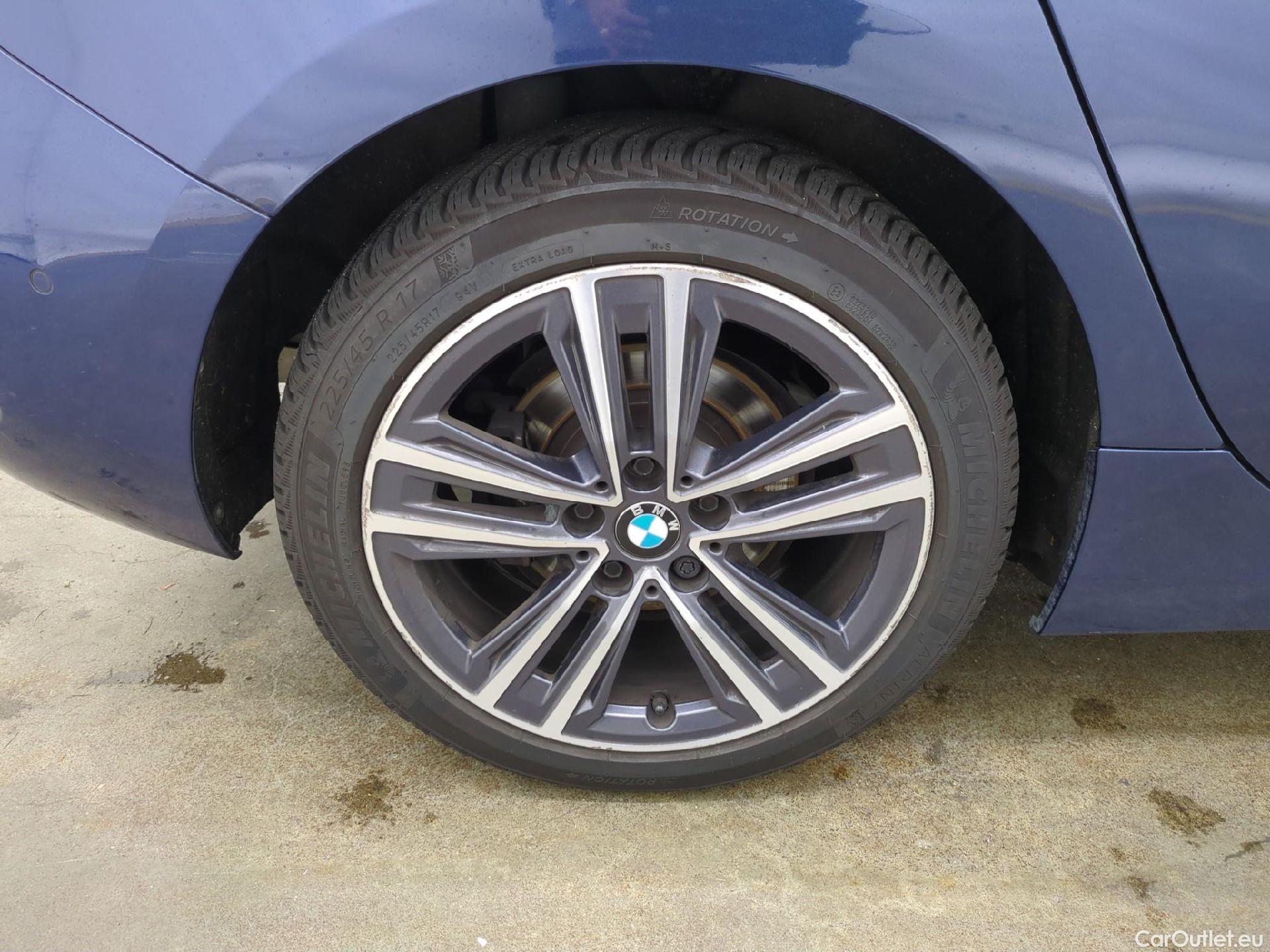  Bmw  Serie 1 BMW Série 1 / 2019 / 5P / Berline 1.5 116I Business Design #16