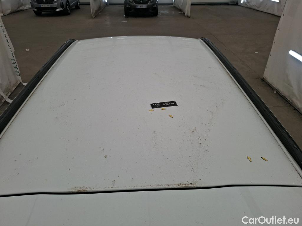  Peugeot  2008  Allure 1.5 HDi 130CV BVA8 E6d #4
