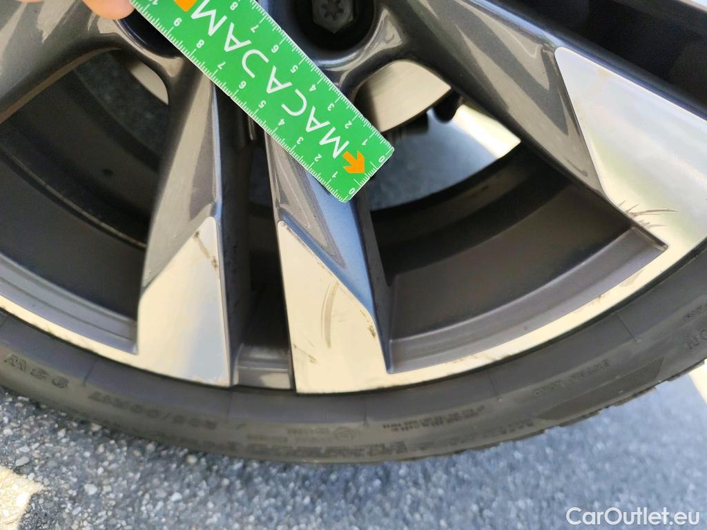  Renault  Megane RENAULT Mégane Berline 5p Berline Intens Energy dCi 110 EDC #39