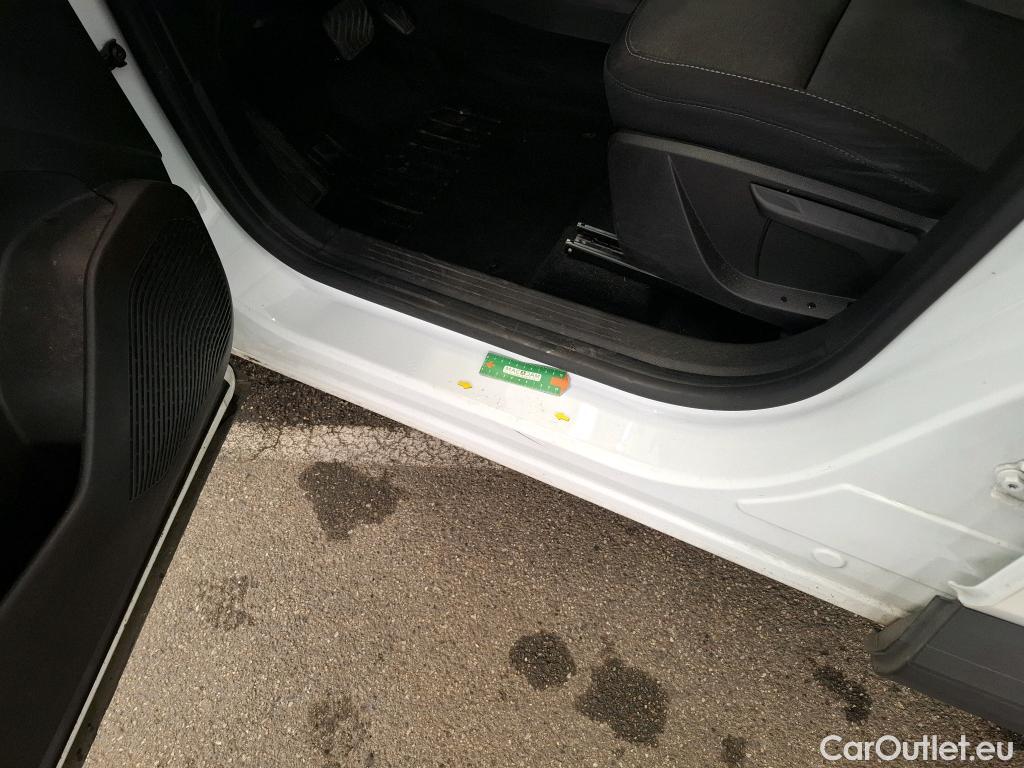  Renault  Captur  II Evolution 1.6 E-TECH Hybrid 145CV BVA6 E6d #4