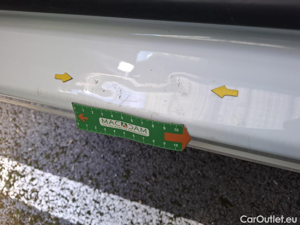  Renault  Captur  II Evolution 1.6 E-TECH Hybrid 145CV BVA6 E6d #8