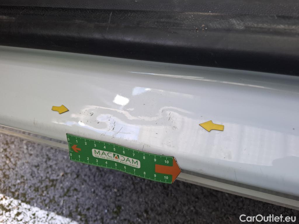  Renault  Captur  II Evolution 1.6 E-TECH Hybrid 145CV BVA6 E6d #9