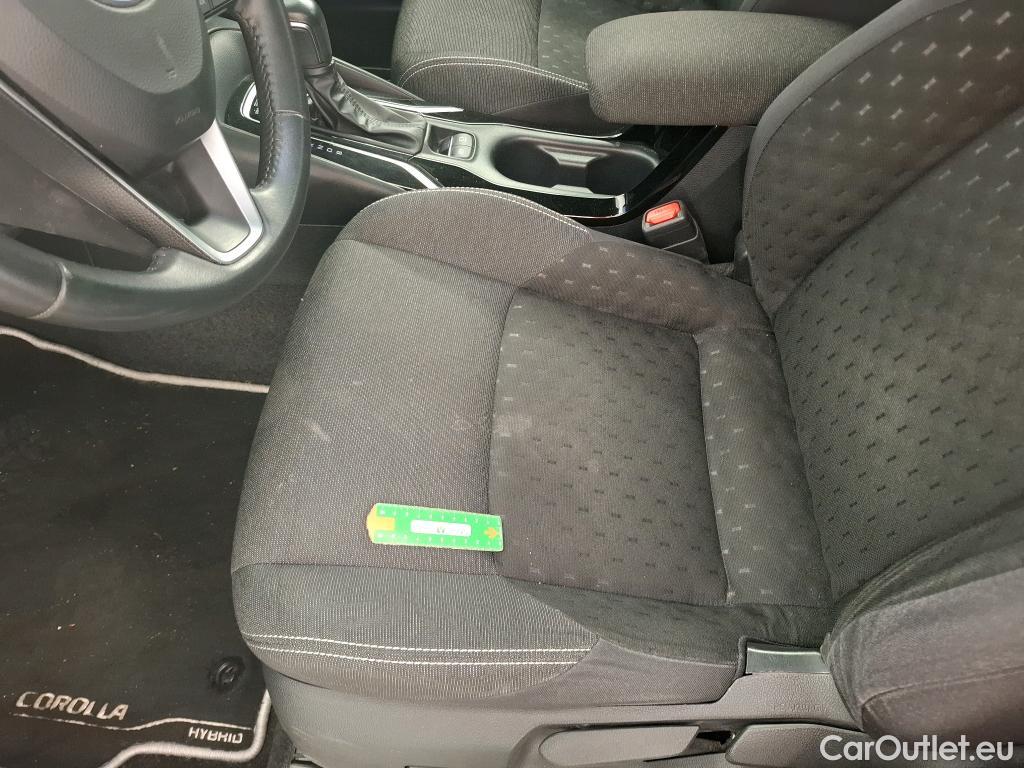  Toyota  Corolla TOYOTA  Touring Sports  2022  5P  Break Hybride 140h Dynamic Business Beyond Zer #22