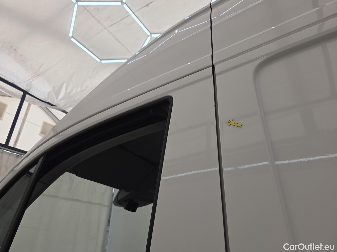  Volkswagen  Crafter 2.0 TDI 140HP 35 MWB HRF L3H3 #1