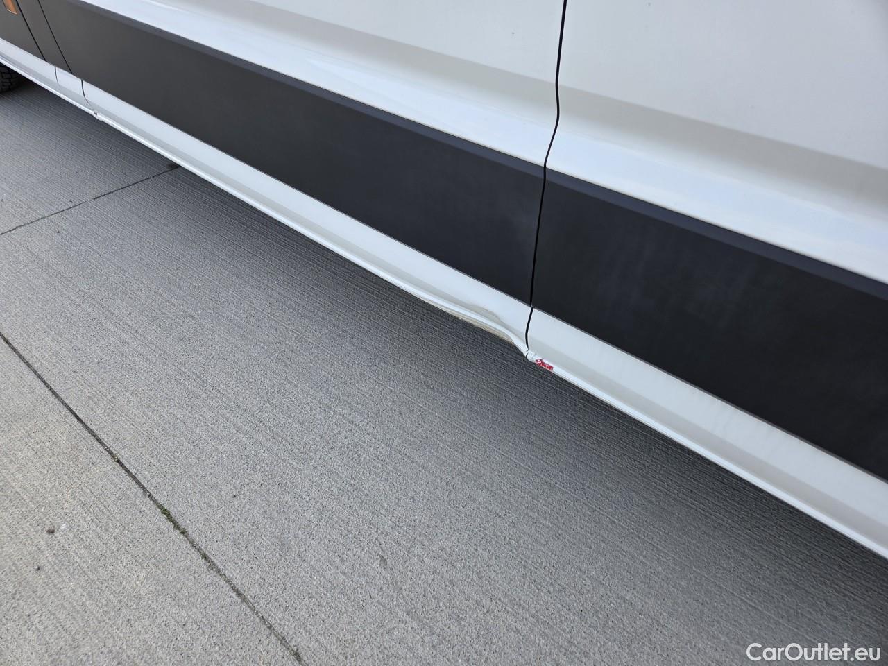  Volkswagen  Crafter 2.0 TDI 140HP 35 LWB HRF L4H3 #1
