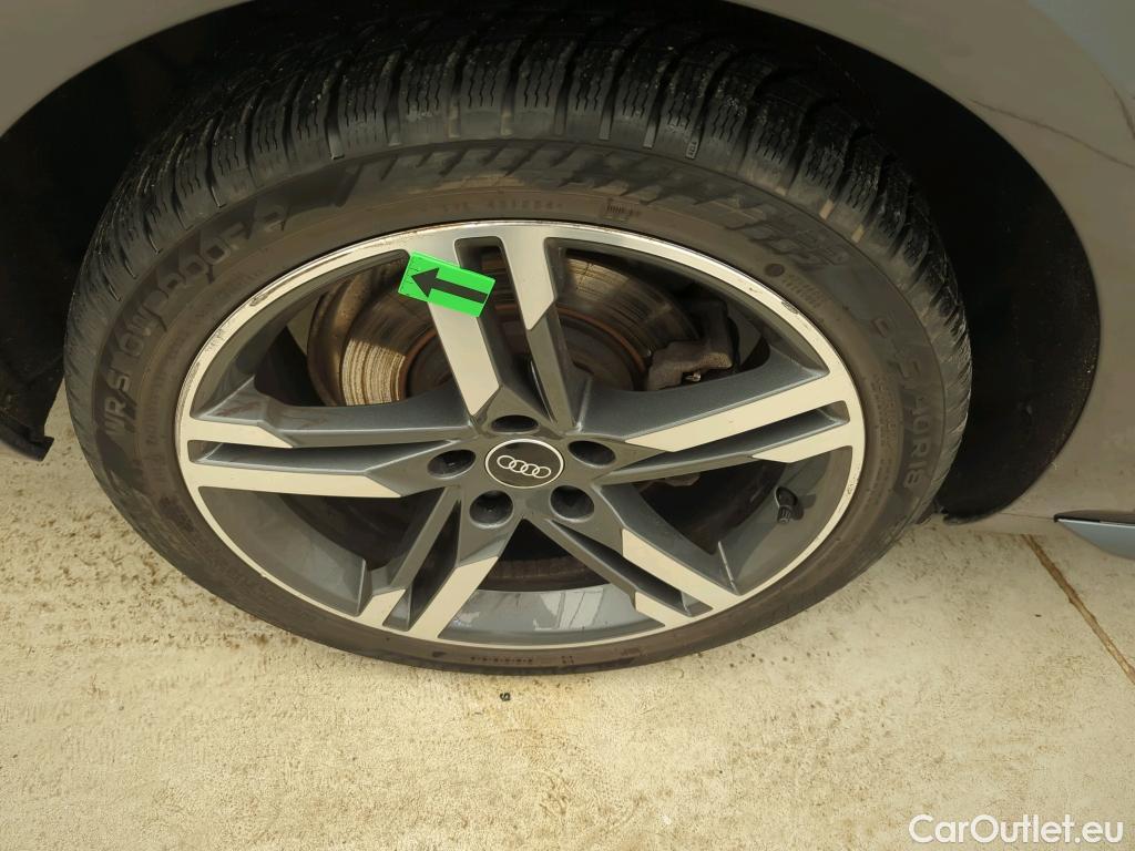  Audi  A4 Avant Advanced 40 TFSI S tronic quattro #11