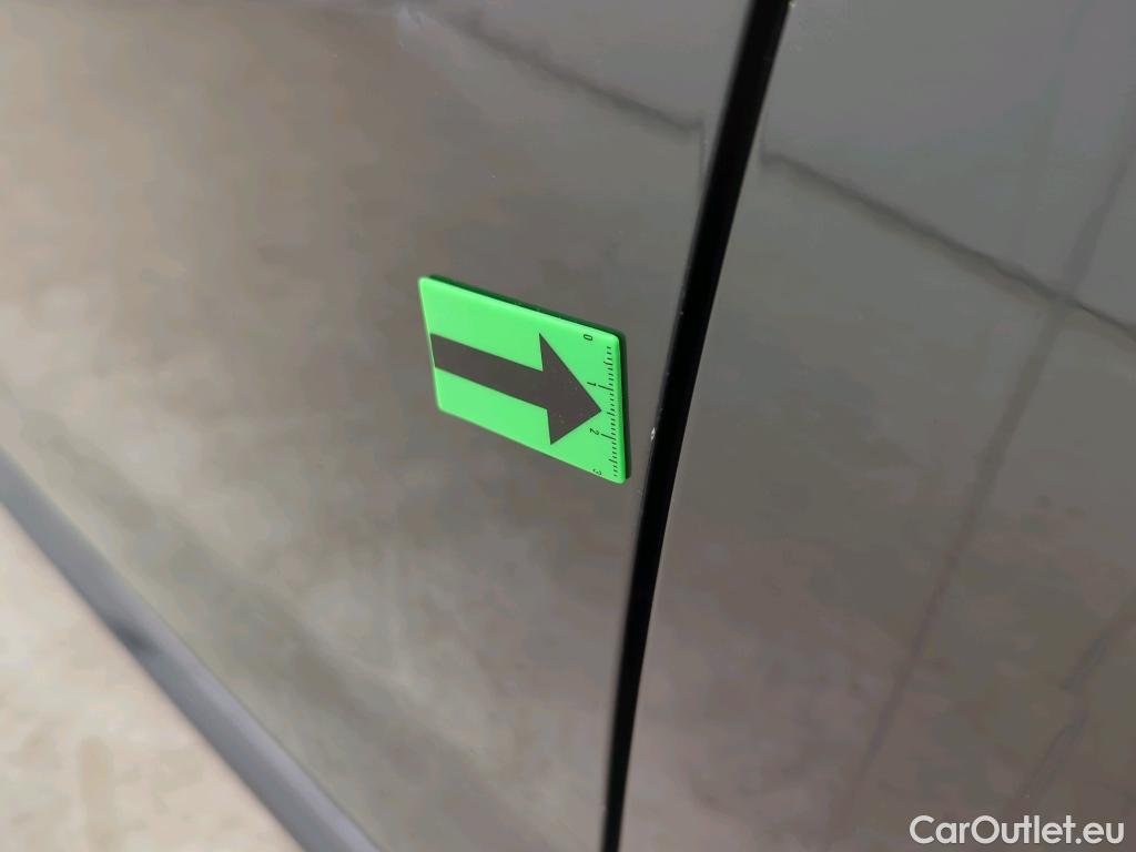  Audi  A4 Avant Advanced 40 TFSI S tronic quattro #18