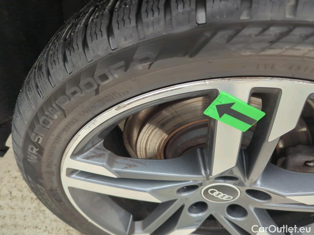  Audi  A4 Avant Advanced 40 TFSI S tronic quattro #12