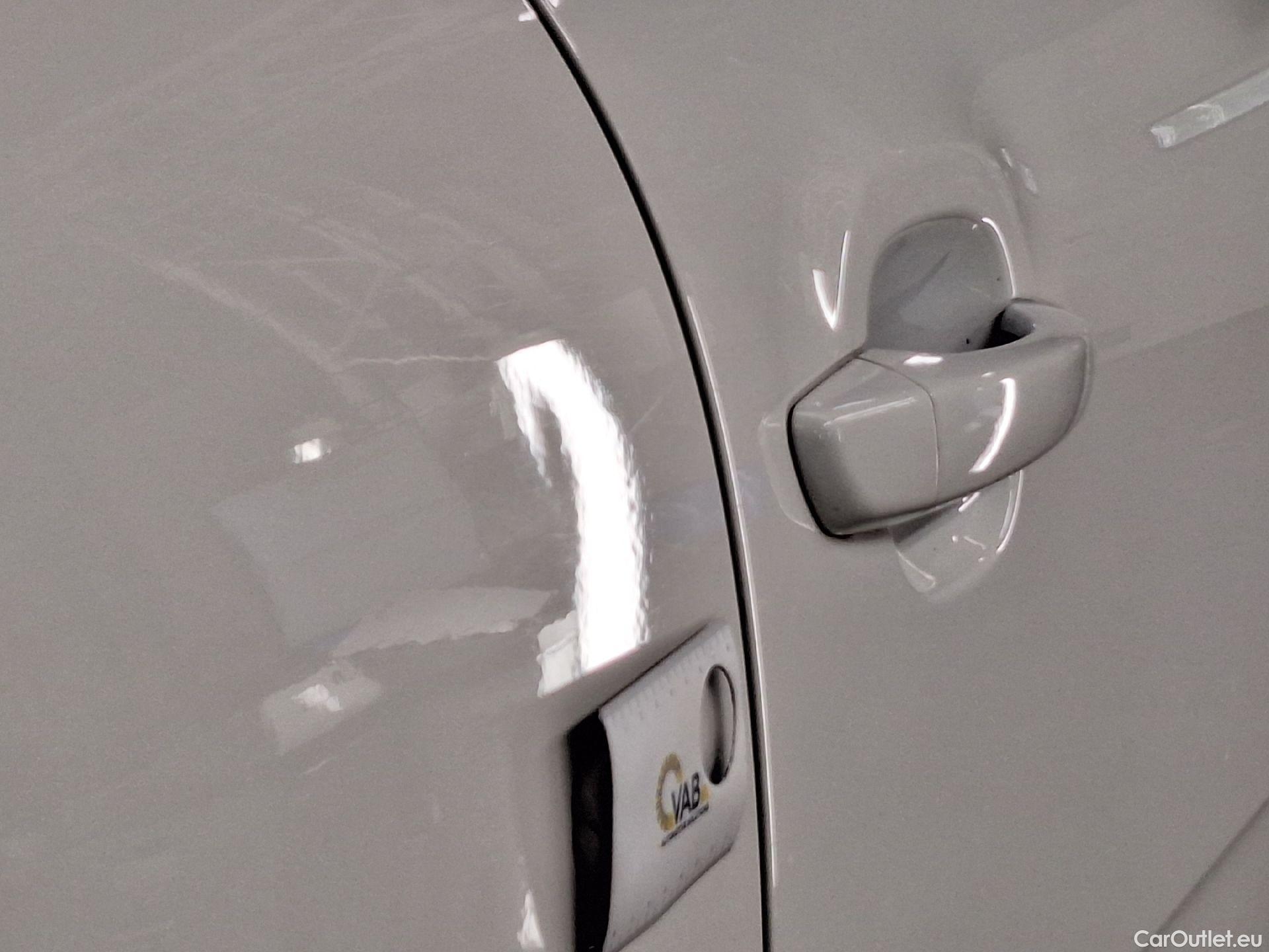  Citroen  C3 Citroën,  '16, Citroën  1.2 PureTech 82 S&S MAN Feel 5d #14