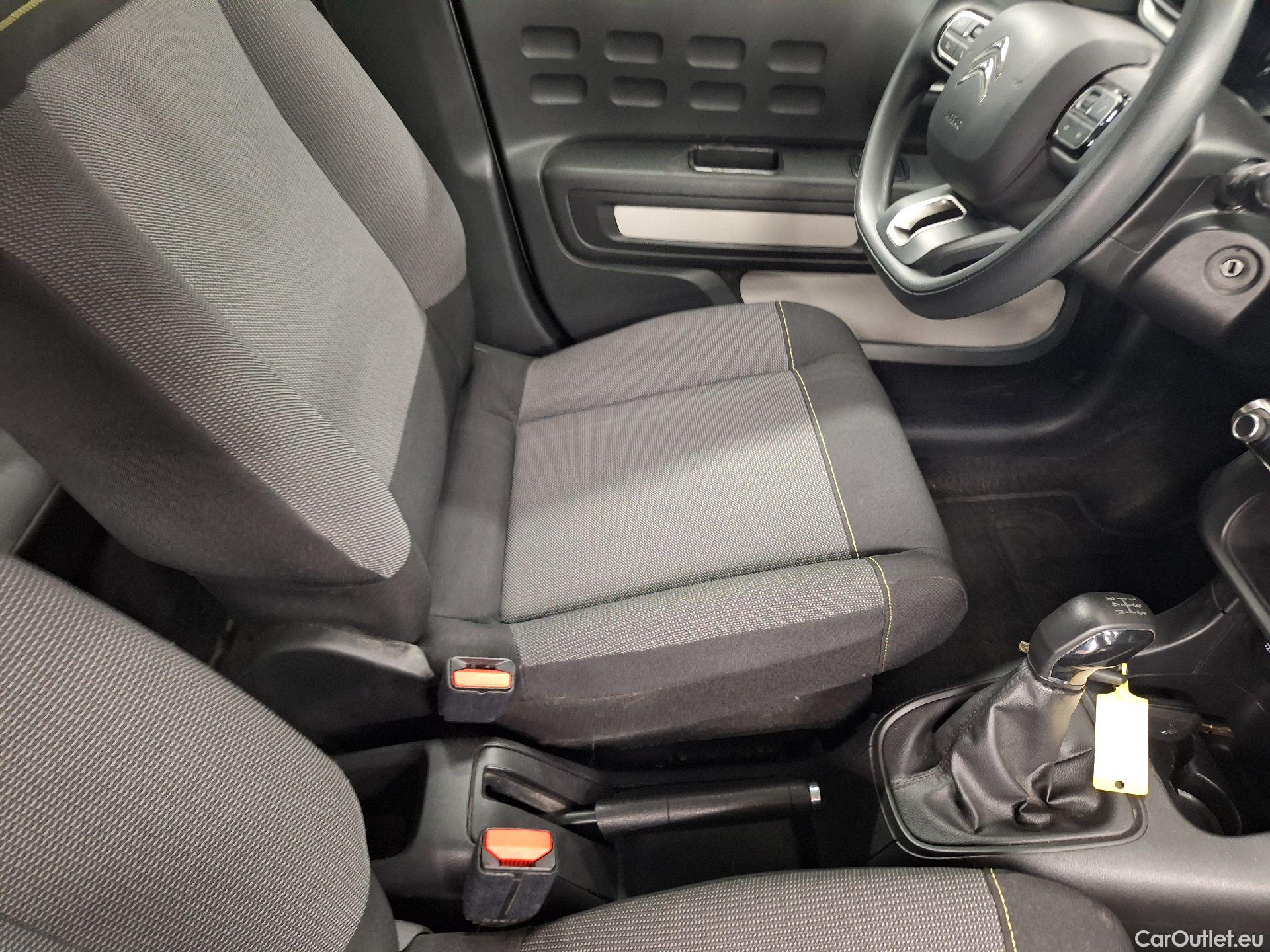  Citroen  C3 Citroën,  '16, Citroën  1.2 PureTech 82 S&S MAN Feel 5d #4