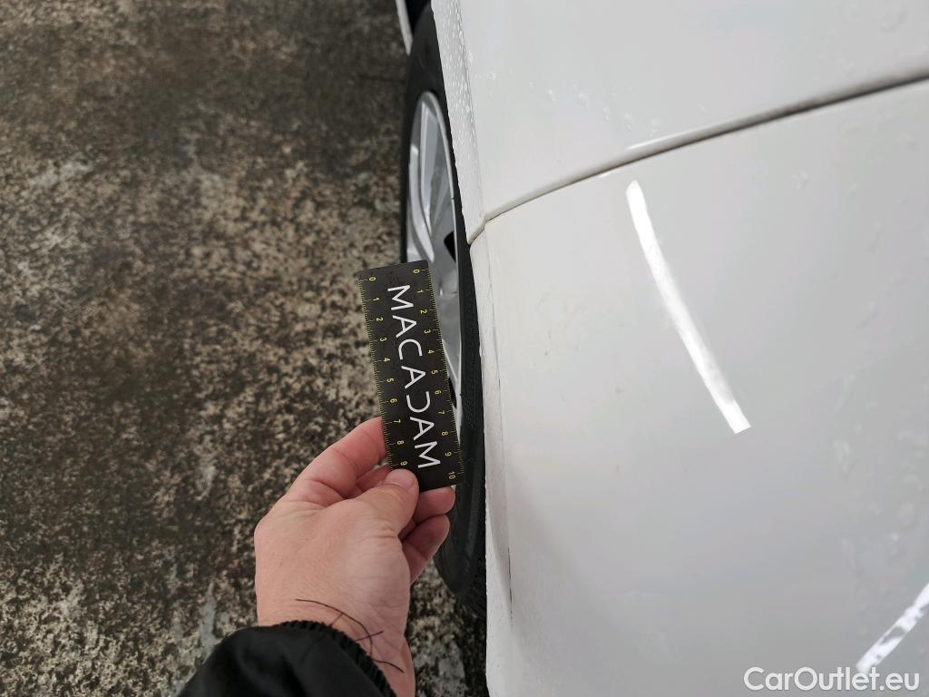  Peugeot  208 PEUGEOT  Affaire / 2015 / 5P / Berline BlueHDi 100 S&S PREMIUM PACK #5