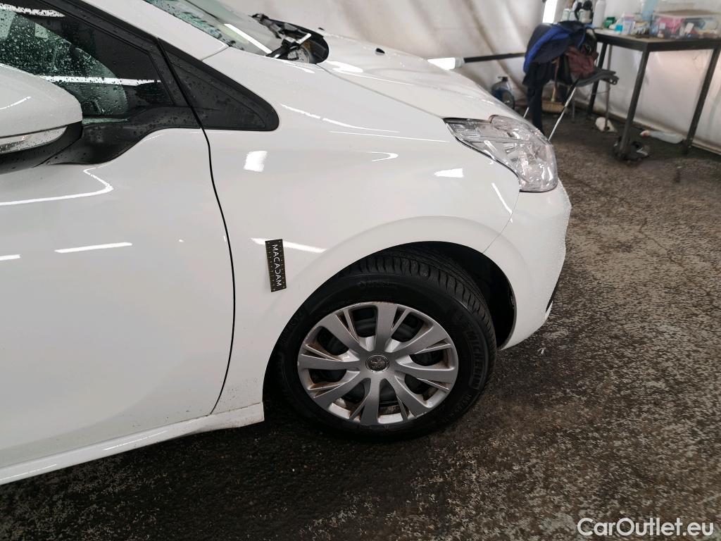  Peugeot  208 PEUGEOT  Affaire / 2015 / 5P / Berline BlueHDi 100 S&S PREMIUM PACK #6