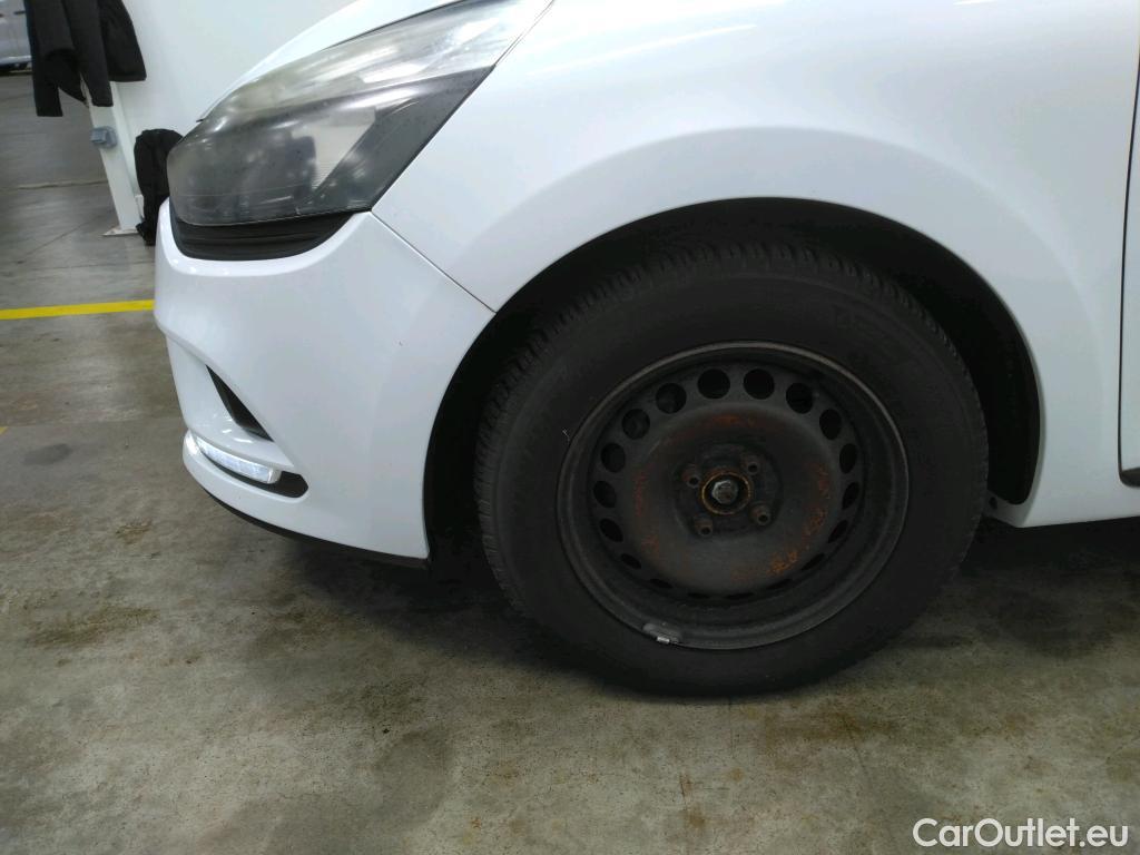  Renault  Clio  IV Air 1.5 dCi 75CV BVM5 E6 #11