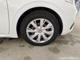  Peugeot  208 PEUGEOT  / 2015 / 5P / BERLINA VAN ACTIVE BLUEHDI 75CV #15