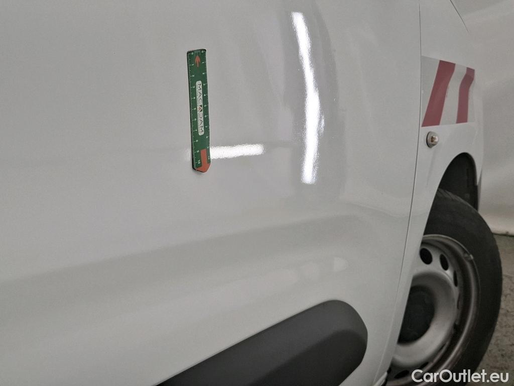  Citroen  Berlingo  Fourgon Club XL 950 1.2 PureTech 110CV BVM6 E6d #8