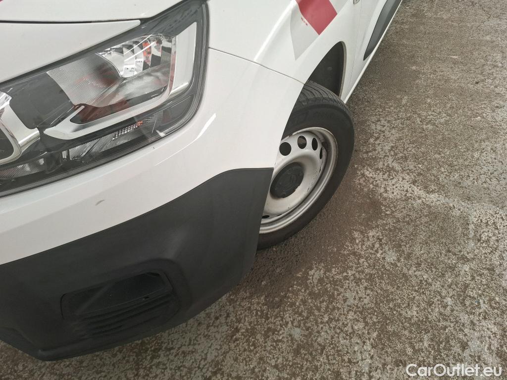  Citroen  Berlingo  Fourgon Club XL 950 1.2 PureTech 110CV BVM6 E6d #1