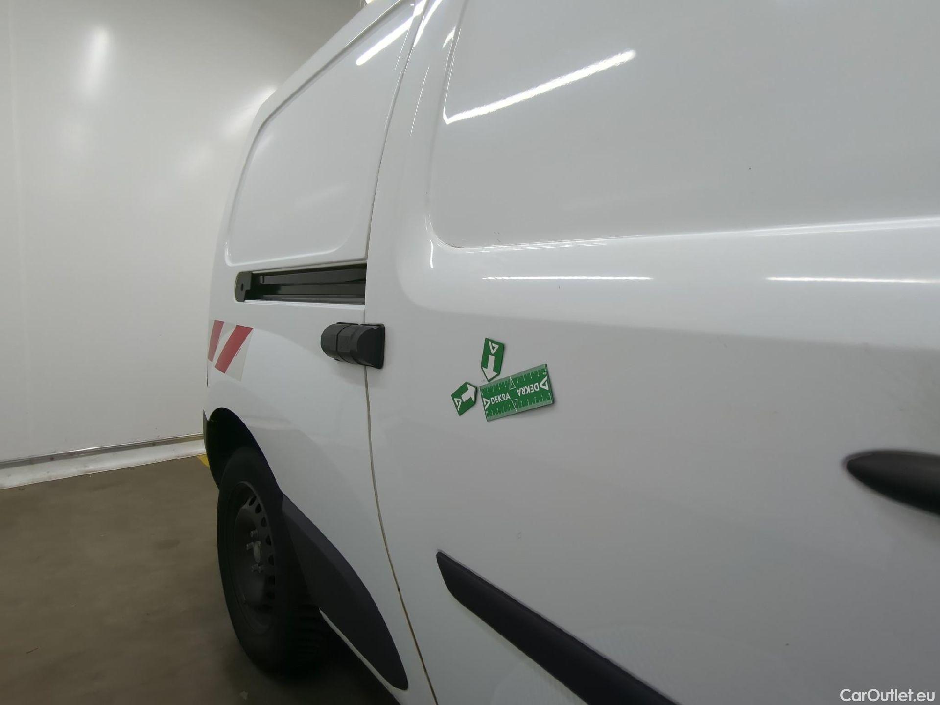  Renault  Kangoo  II Express Maxi Extra (Série Spéciale) 1.5 dCi 95CV BVM6 E6dT #19