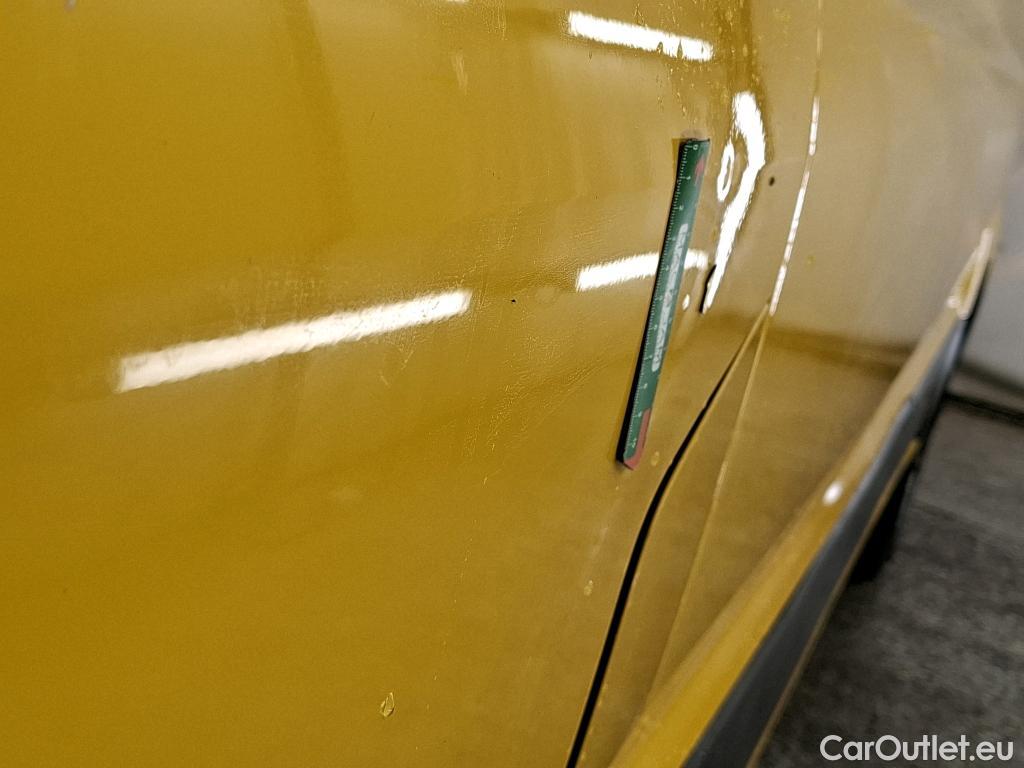  Volkswagen  Crafter  Fourgon Fourgon 35 lang mit Hochdach FWD 2.0 140CV BVM6 #13