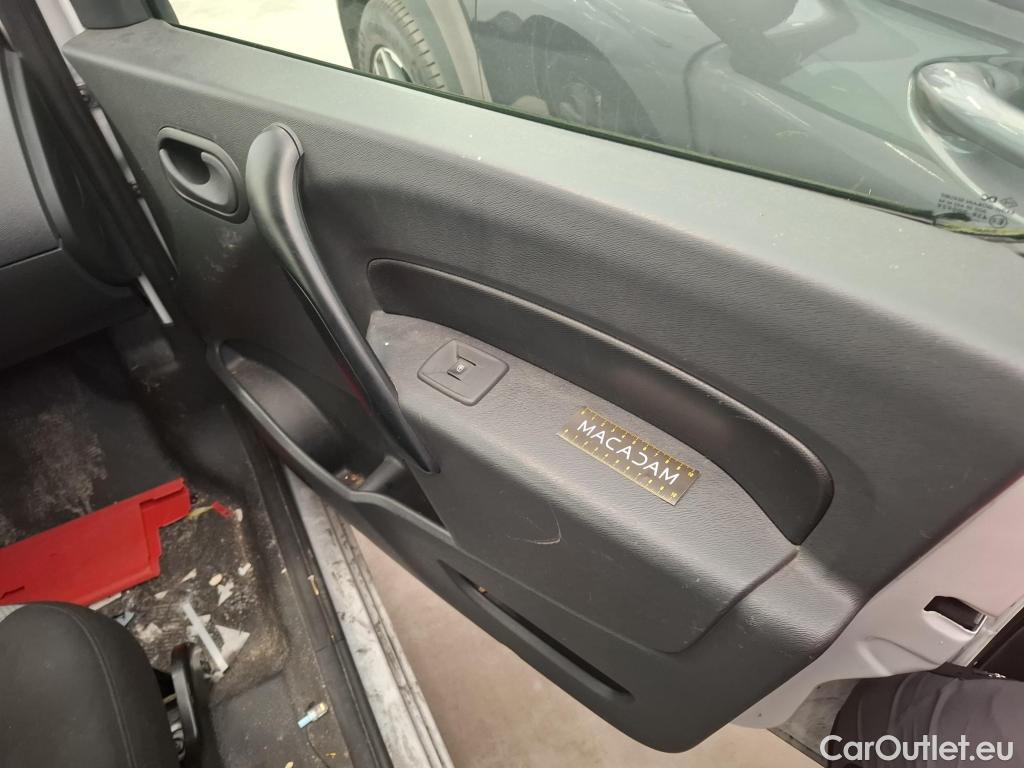  Renault  Kangoo  Express Extra (Série Spéciale) 1.5 dCi 90CV BVM5 E6 #27