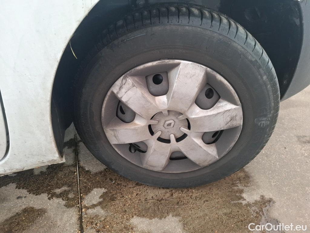  Renault  Kangoo  Express Extra (Série Spéciale) 1.5 dCi 90CV BVM5 E6 #31