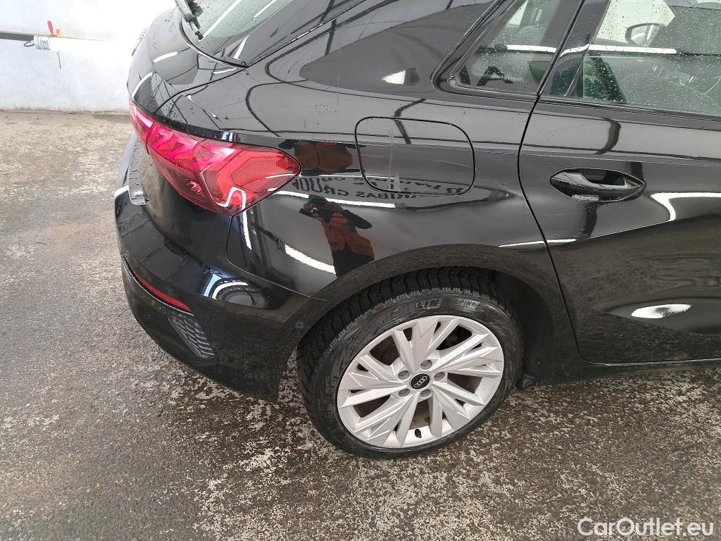  Audi  A3 AUDI  Sportback / 2020 / 5P / Berline 40 TFSI e 204 S Tronic Design Luxe #31
