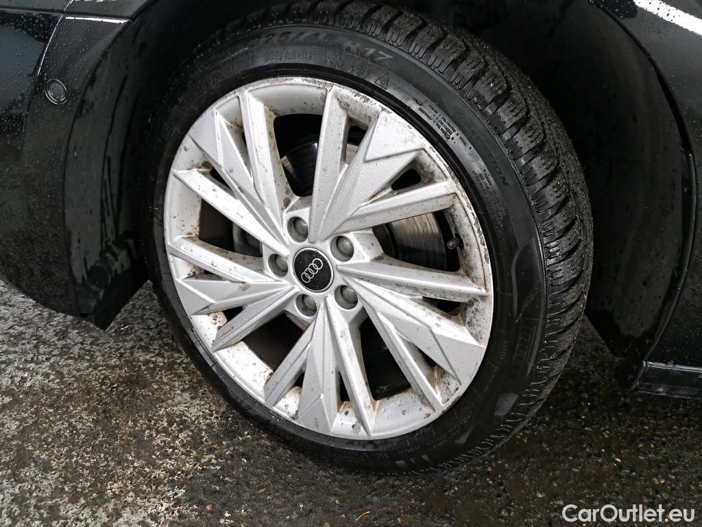  Audi  A3 AUDI  Sportback / 2020 / 5P / Berline 40 TFSI e 204 S Tronic Design Luxe #20