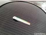  Peugeot  2008 PEUGEOT  / 2019 / 5P / CROSSOVER BLUEHDI 130 EAT8 ALLURE S/S AUT. #25