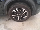  Peugeot  2008 PEUGEOT  / 2019 / 5P / CROSSOVER BLUEHDI 130 EAT8 ALLURE S/S AUT. #82