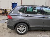  Volkswagen  Tiguan VOLKSWAGEN  / 2016 / 5P / SUV 2.0 TDI SCR 110KW BUSINESS BMT DSG #39
