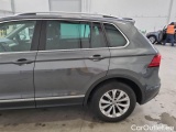  Volkswagen  Tiguan VOLKSWAGEN  / 2016 / 5P / SUV 2.0 TDI SCR 110KW BUSINESS BMT DSG #51