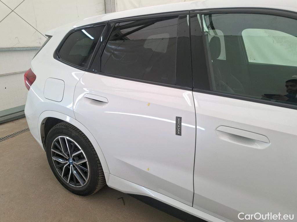  Bmw  iX 1 Série iX1 30 xDrive M Sport 64kWh BVA #1