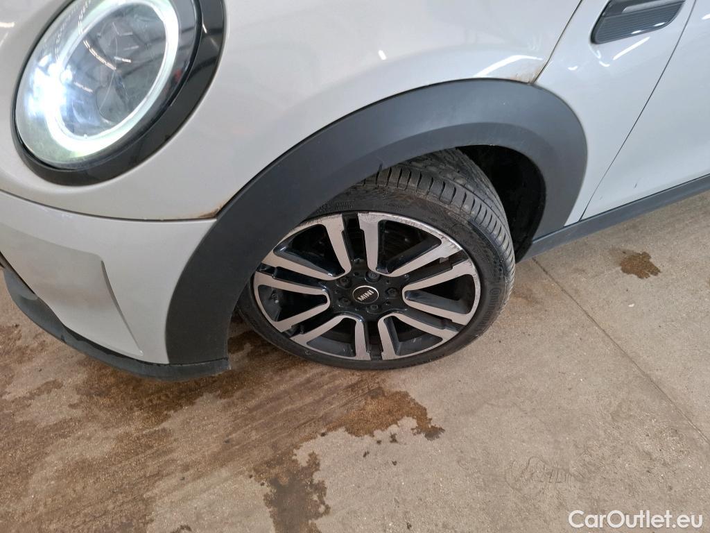  Mini  Cooper MINI Mini / 2021 / 5P / Berline  Edition Premium 136 ch BVA7 #3