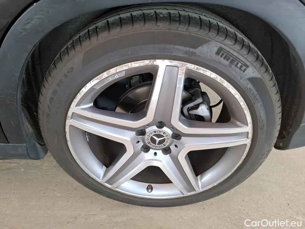  Mercedes  GLA MERCEDES-BENZ Classe  5p SUV  200 d Fascination BVA7 #35